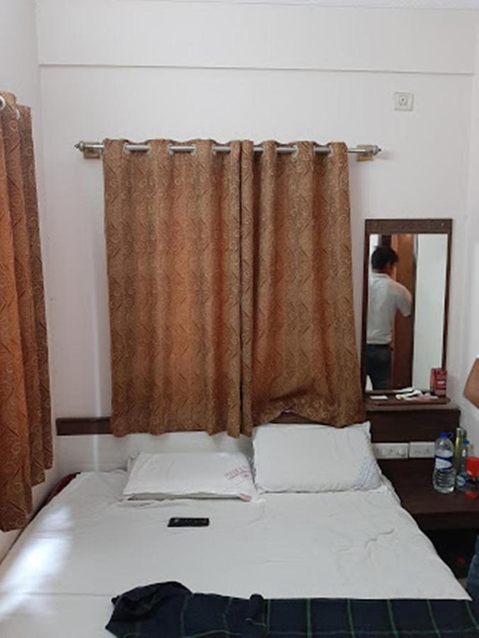 Hotel Surya Residency Majestic Bangalore Exterior foto