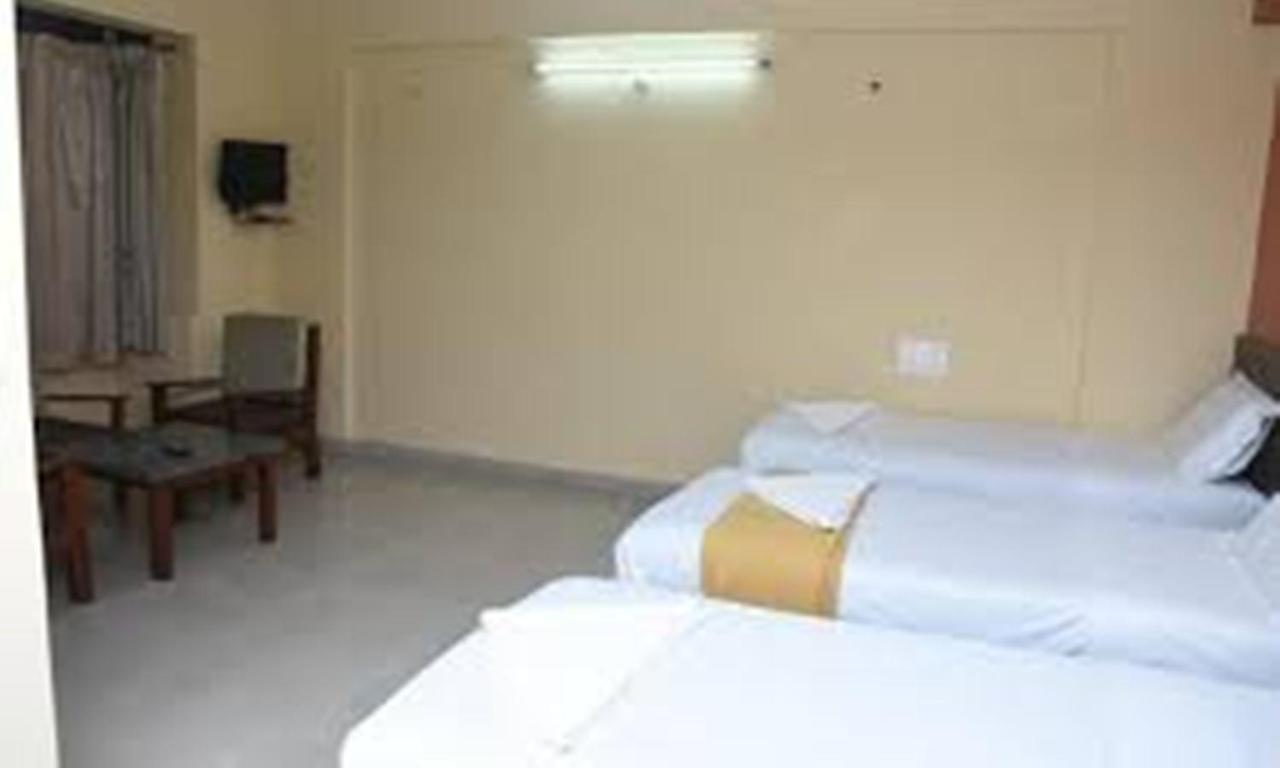 Hotel Surya Residency Majestic Bangalore Exterior foto