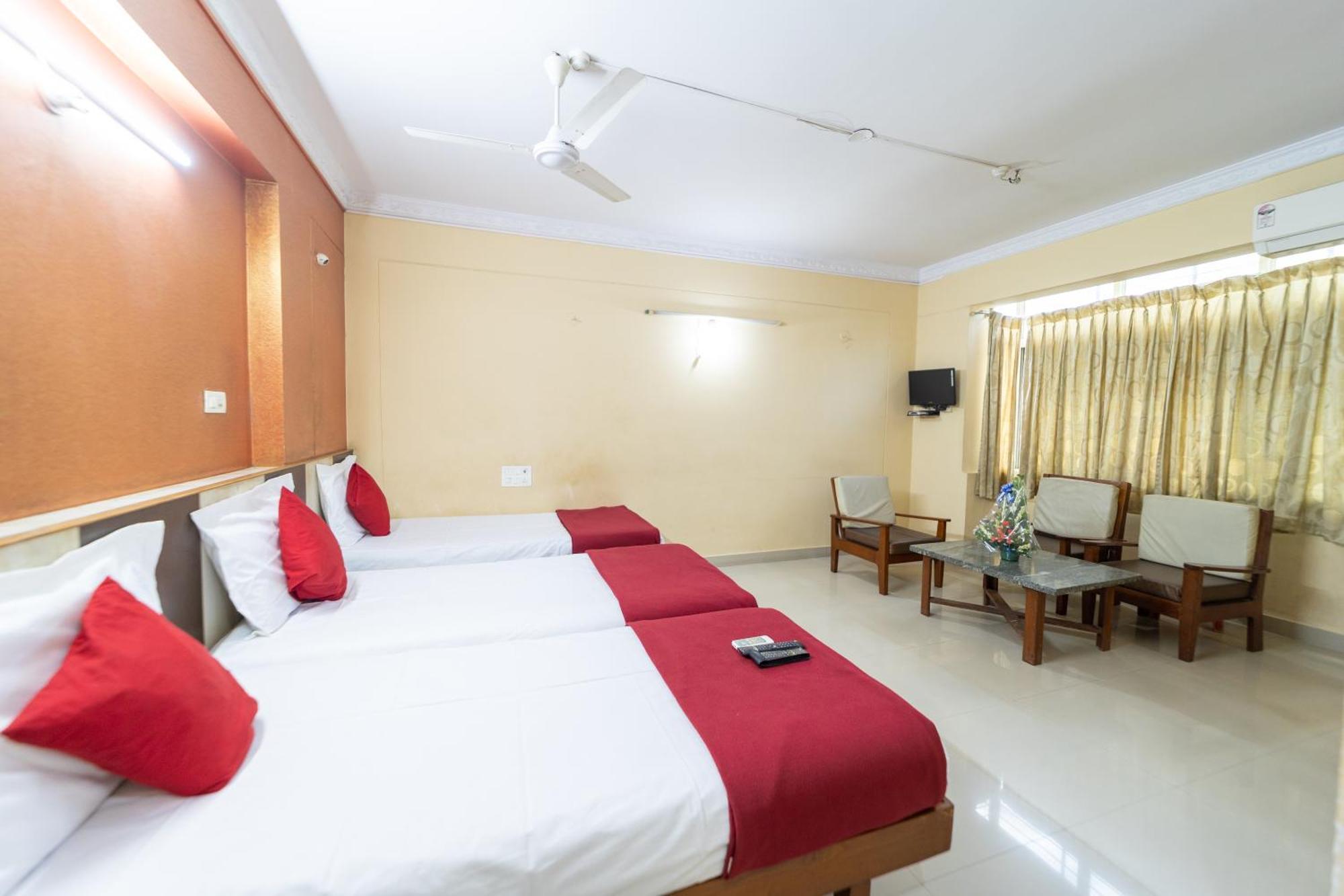 Hotel Surya Residency Majestic Bangalore Exterior foto