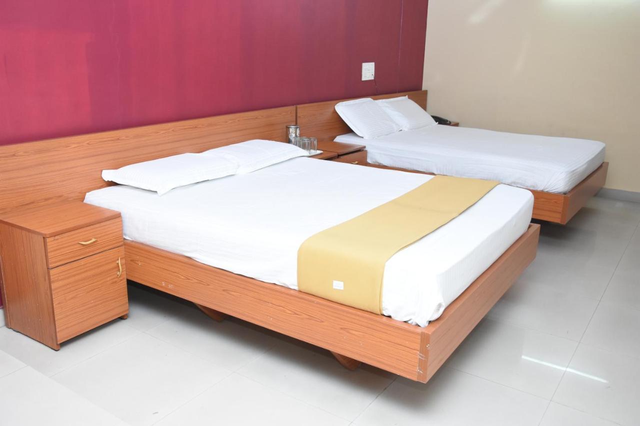 Hotel Surya Residency Majestic Bangalore Exterior foto